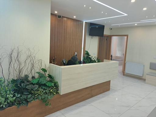 عکس دکتر محسن اکبرزاده متخصص داخلی 