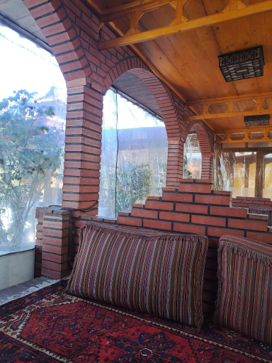 عکس رستوران خانوادگی باغچه رضا