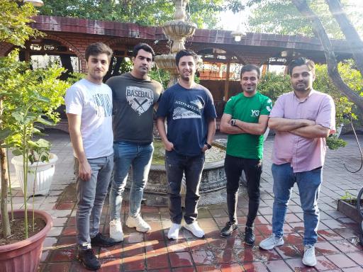 عکس رستوران خانوادگی باغچه رضا