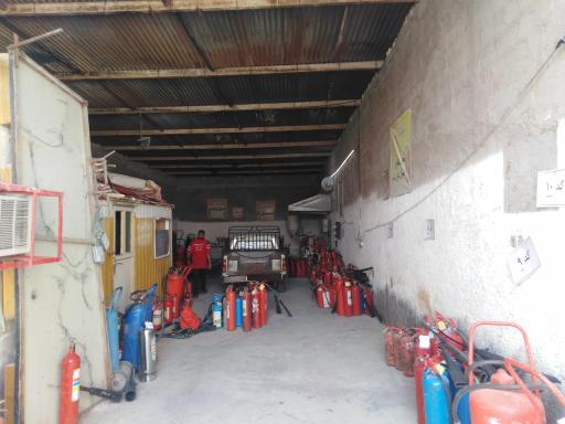 عکس کارگاه شارژ کپسول آتش‌نشانی ایمن هوشیار