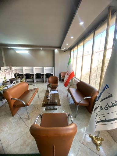 شتابدهنده و فضای کار اشتراکی مکتشفان