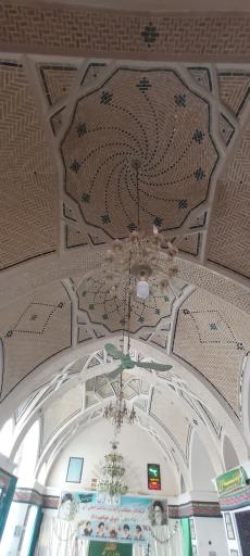 عکس مسجد جامع تاریخی قاضی