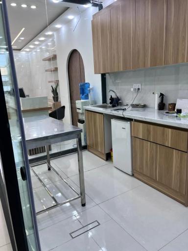 عکس کلینیک دامپزشکی یونا 