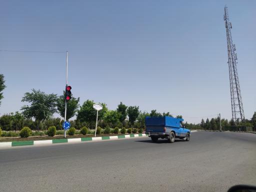 عکس میدان مجتهد بی نشان