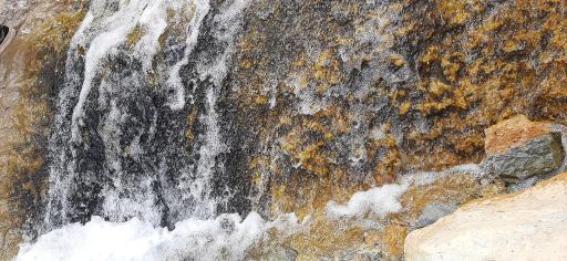 عکس چشمه هفت رنگ شاهوار