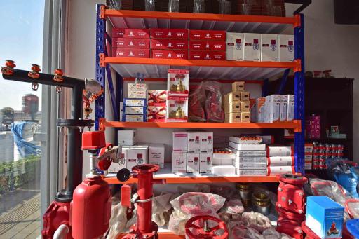 عکس فروشگاه هادیان حریق