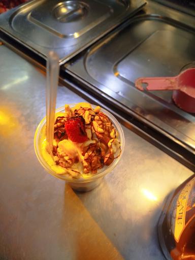 آبمیوه بستنی 