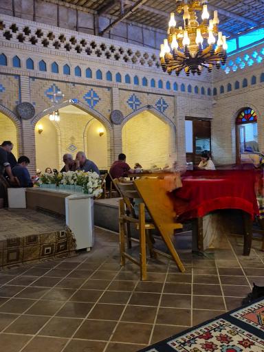 عکس باغ رستوران ترمه