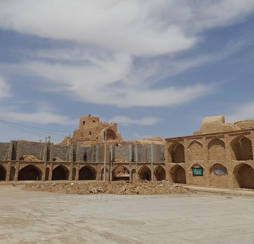 عکس قلعه ساسانی جندق