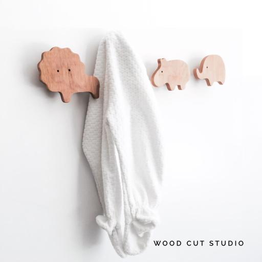 عکس استودیو برش چوب