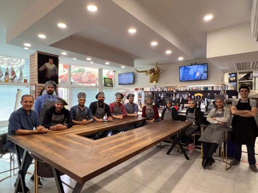 عکس آکادمی بین المللی ایران شف