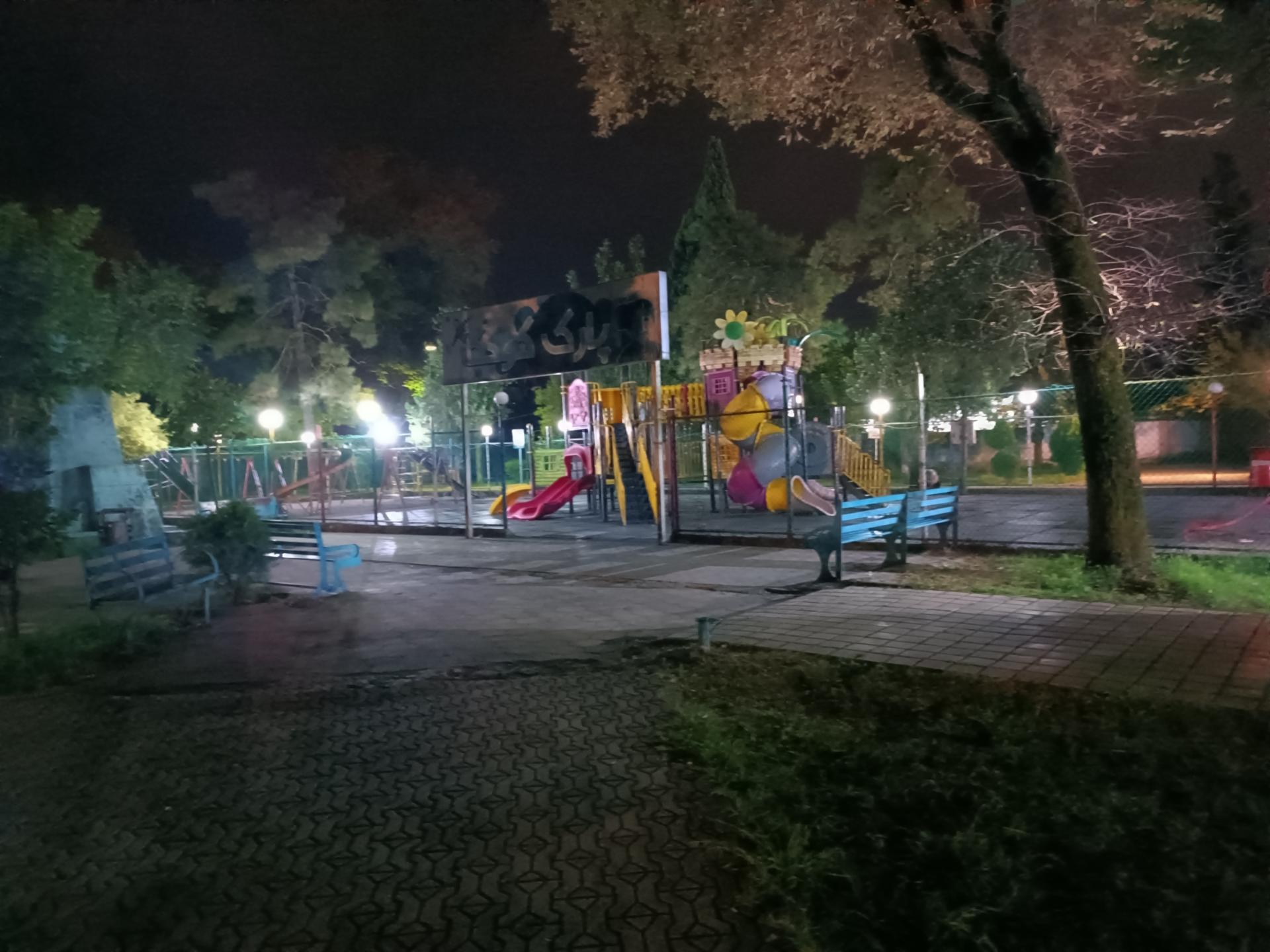 عکس باغ ملی