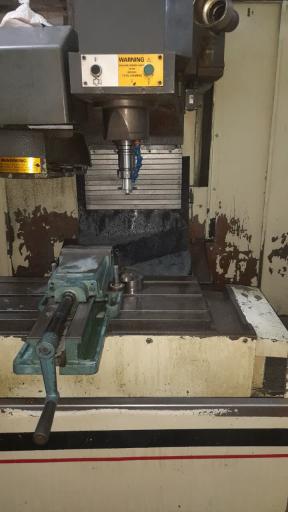 عکس خدمات تراش و فرز CNC ایمانی