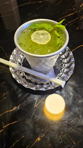 عکس رستوران آقای ماهی