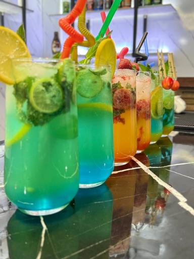 عکس کافه رستوران گیم آف