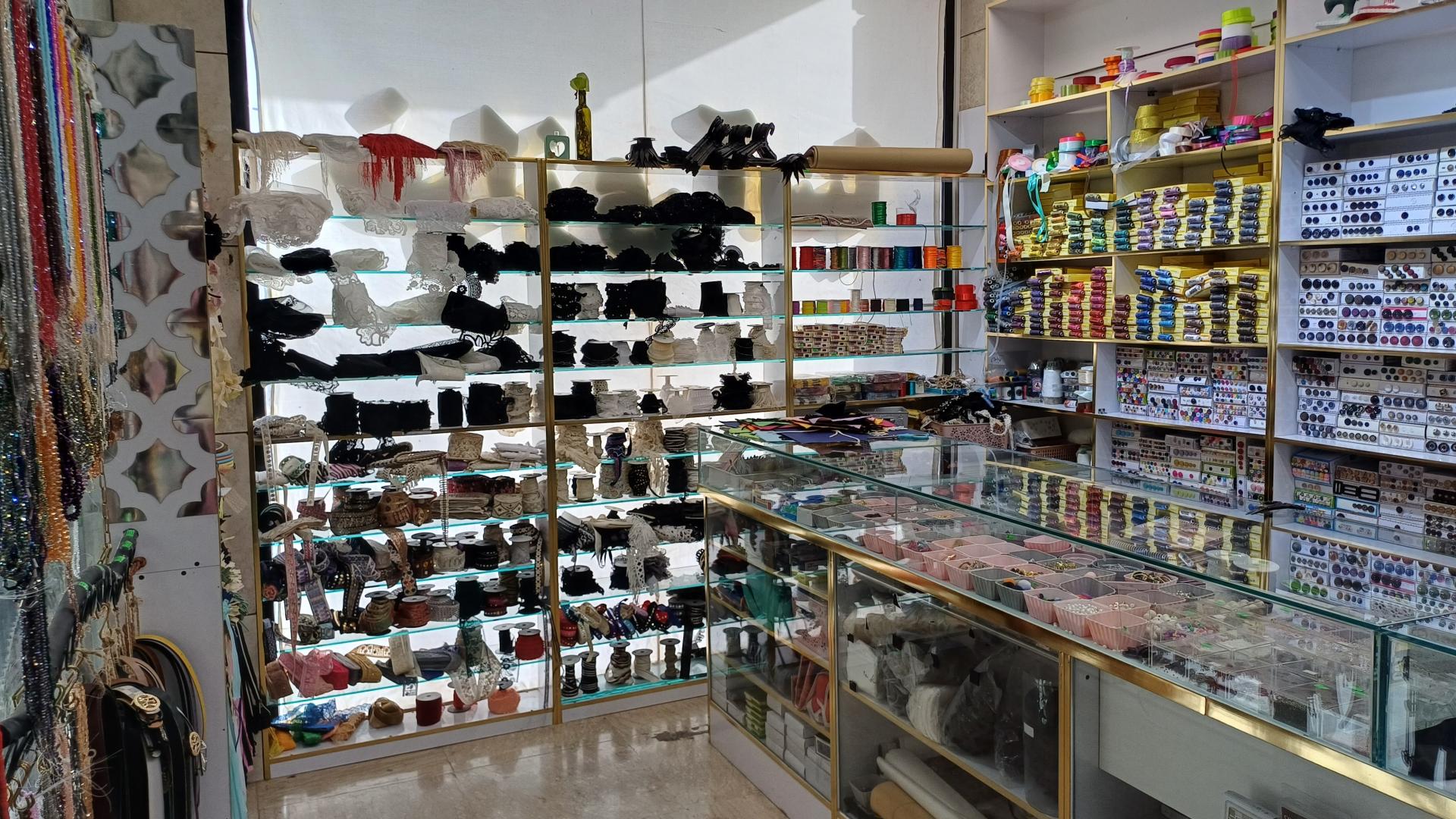 عکس خرازی آسیا