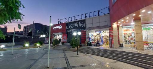 افق کوروش (سفیر)