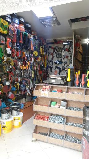 عکس فروشگاه رنگ و ابزار بزرگ میران