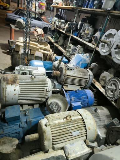 عکس فروشگاه الکتروموتور جریان 