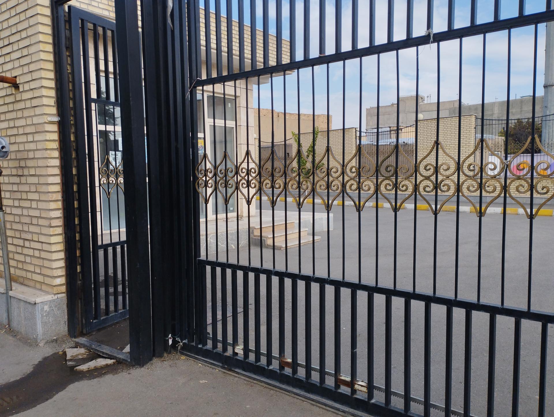 عکس سالن ورزشی شهیدان کافی