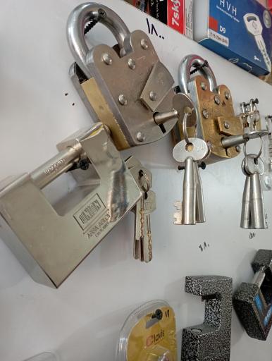 عکس کلید سازی پردیس بومهن