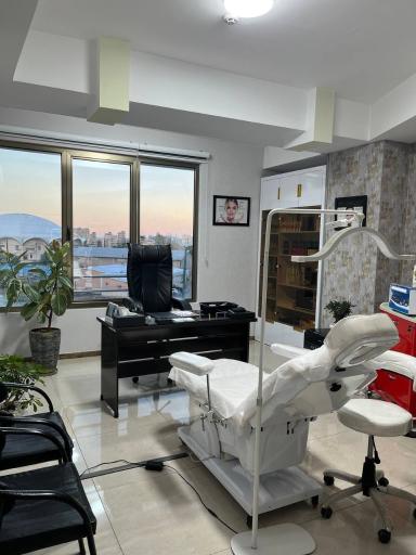 عکس کلینیک زیبایی رهانا