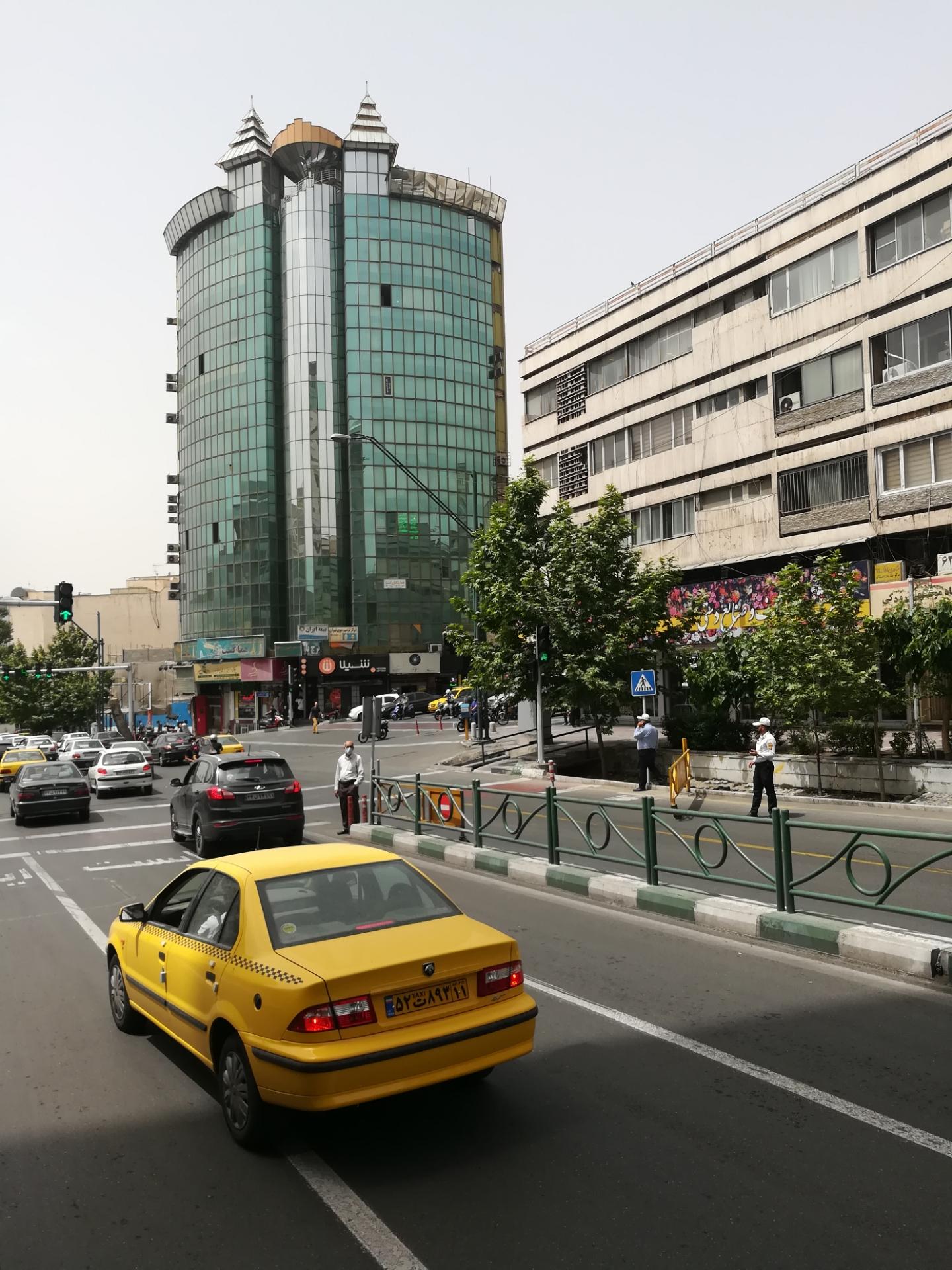 عکس برج بلور