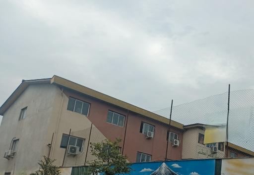 عکس دبیرستان مهر اعظام 