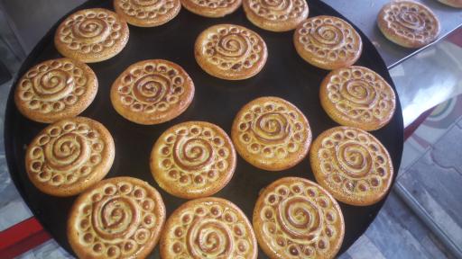 عکس کلوچه نانواباشی سردار جنگل