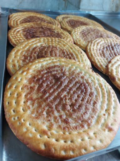 عکس کلوچه نانواباشی سردار جنگل