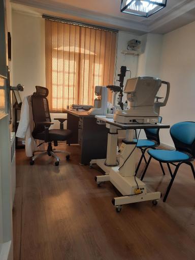 عکس کلینیک چشم آساره
