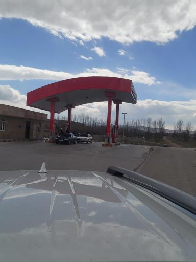 عکس پمپ بنزین فداکار