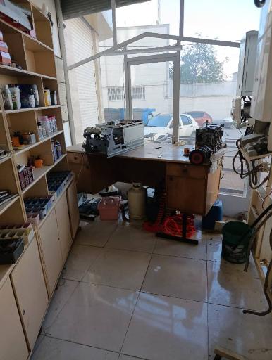 عکس فروشگاه و تعمیرات پکیج