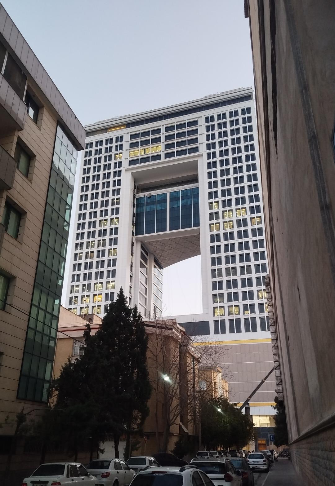 عکس دپارتمان حقوقی و ملکی آماگ