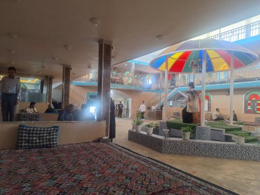 عکس  کافه رستوران تشریفاتی نگین‌ شهر