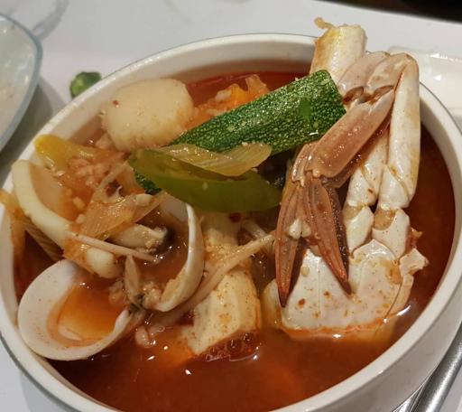 عکس رستوران غذاهای دریایی کاپیتان 