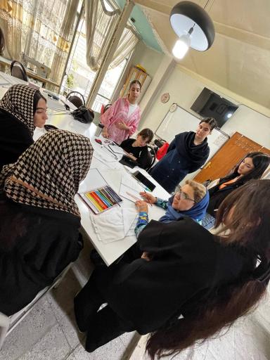 آموزشگاه  کیمیای دانش