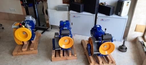 عکس شرکت آسانسور صدرا گستر مشهد