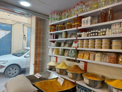 عکس عطاری حجره زرین