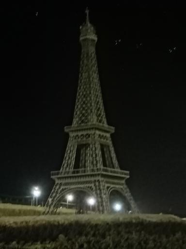 عکس برج مینی ایفل