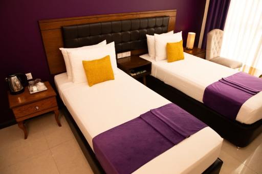 عکس هتل ستیا