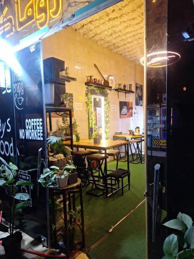 عکس کافه روماک