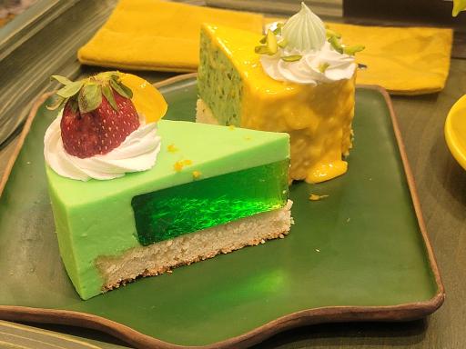 عکس کافه پتوس