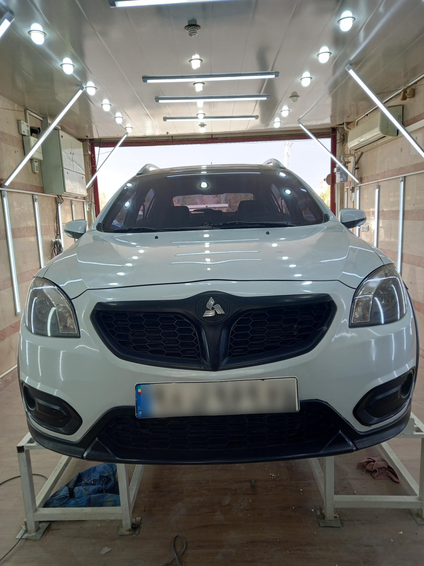 عکس مرکز کارشناسی تشخیص رنگ ایلاقی