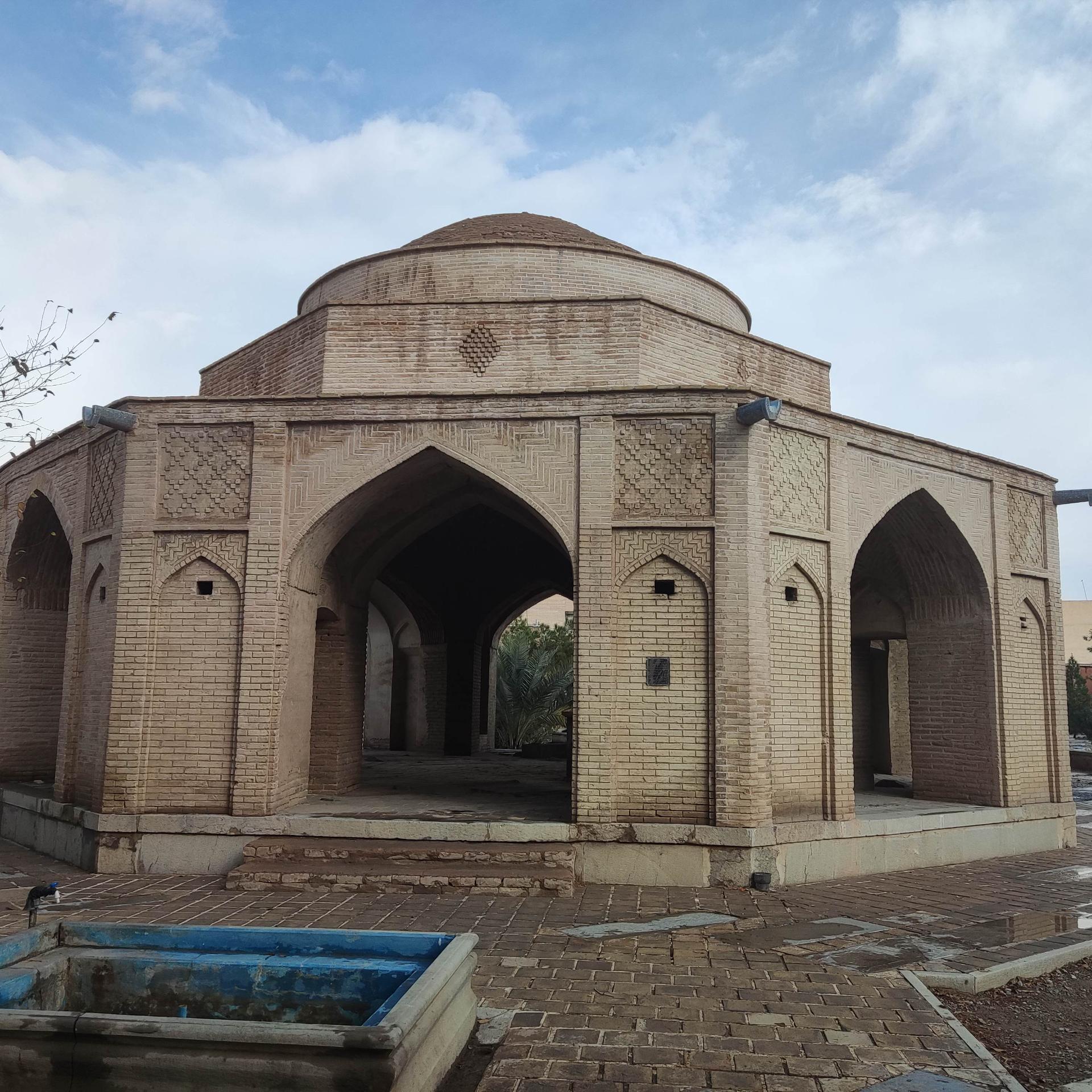 عکس تکیه فاضل سراب 