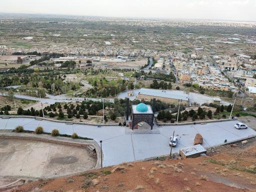 عکس نور شهدا (بقعه شهدای گمنام)