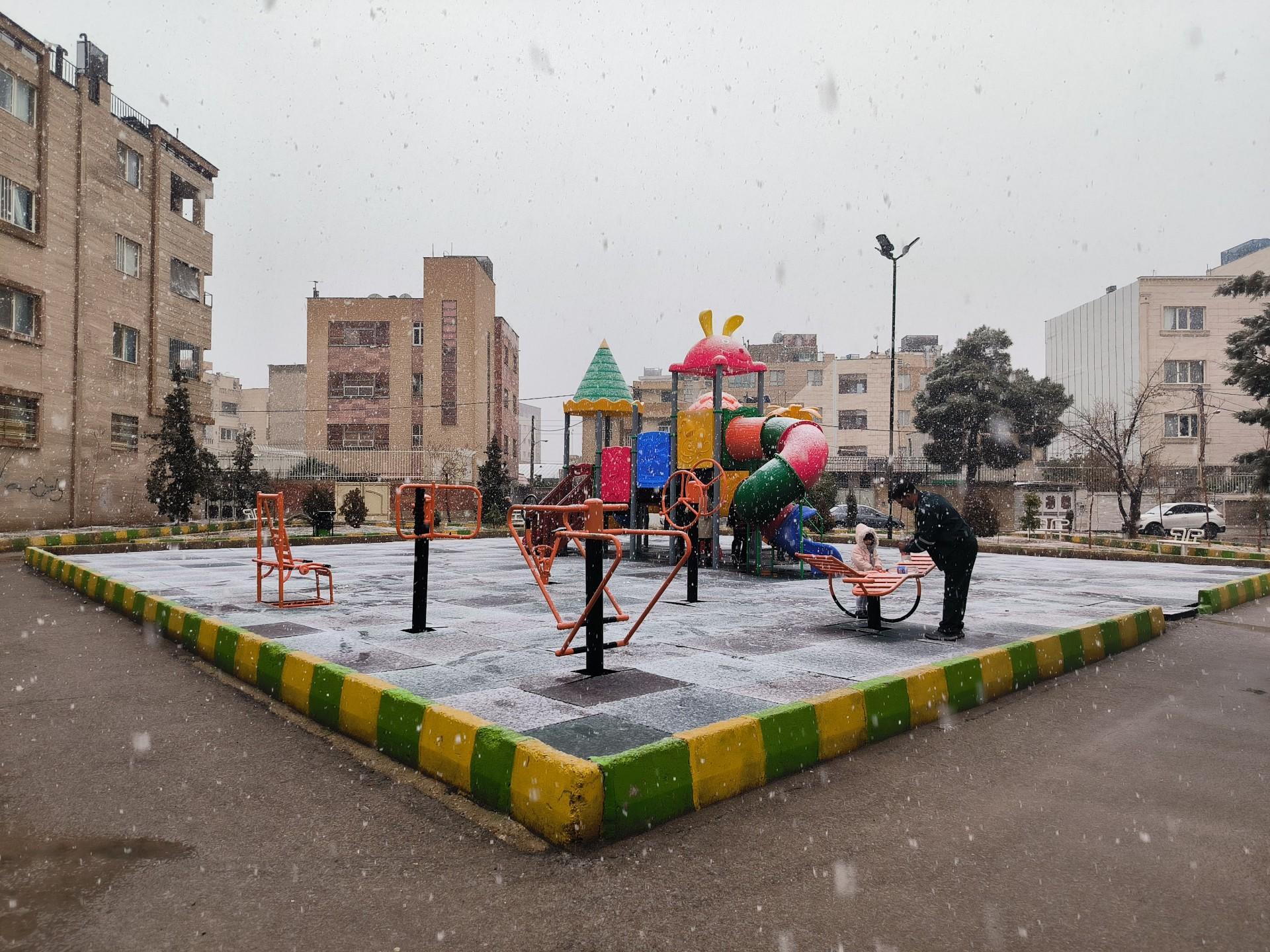 عکس پارک زنبق 