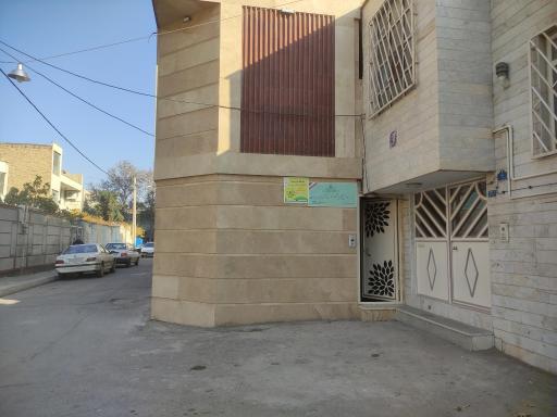 عکس آموزشگاه دخترانه رشد ایرانیان 