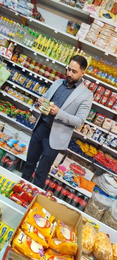 عکس روغنگیری ملکه (خانم هنری)