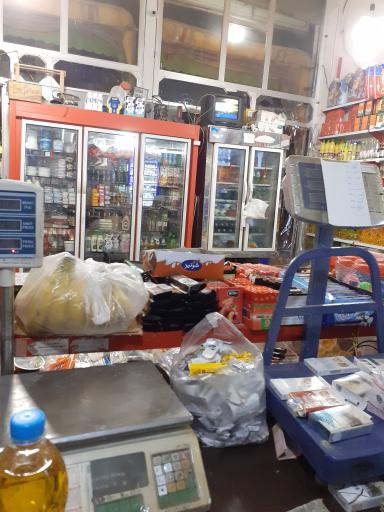 عکس سوپرمارکت باقر